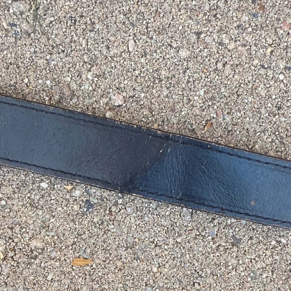 LEVIS Boys Reversible Black Brown Bonded Leather Belt Size 26-28